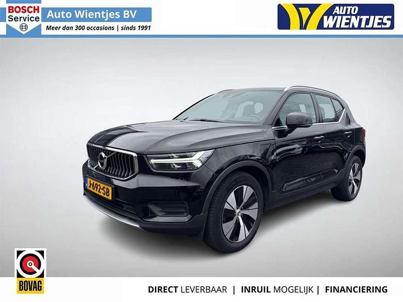 Zwart Gebruikt 2020 Volvo XC40 Inscription SUV | € 21.950 (Eerlijke prijs) - Afbeelding 1/4
