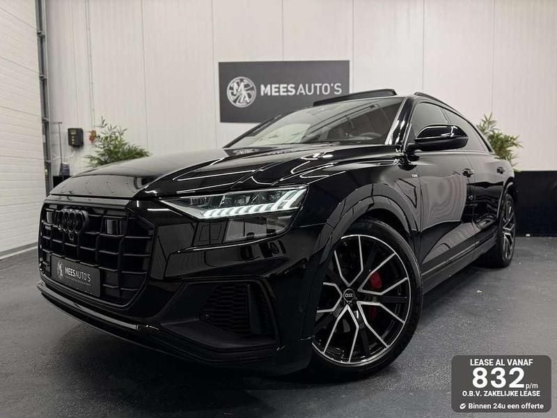 Zwart Gebruikt 2021 Audi RS Q8 SUV | € 62.850 - Afbeelding 1/4