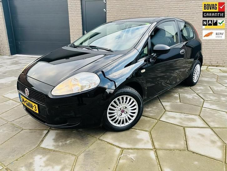 Occasion 2008 Fiat Grande Punto Active Hatchback | € 1.995 (Iets duurder) - Afbeelding 1/4