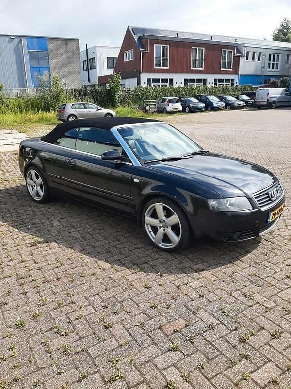 Gebruikt 2002 Audi A4 Cabriolet | € 3.450 - Afbeelding 1/4