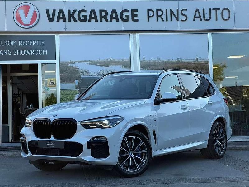 Wit, metallic lak Gebruikt 2019 BMW X5 Executive SUV | € 48.900 (Goede deal) - Afbeelding 1/4