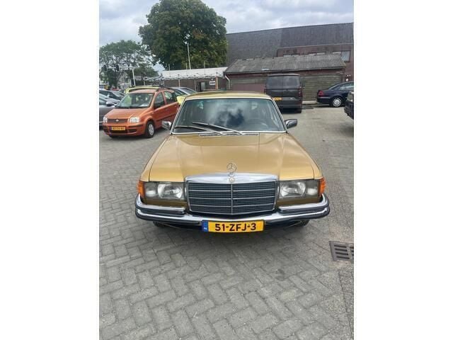 Geel Gebruikt 1979 Mercedes S280 Sedan | € 6.950 - Afbeelding 1/4