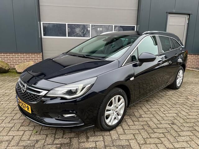 Occasion Opel Astra Edition 105 PK (77 kW) 2018 Blauw Stationwagen
