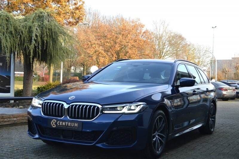Blauw Gebruikt 2022 BMW 530 M Sport Stationwagen | € 56.750 - Afbeelding 1/4