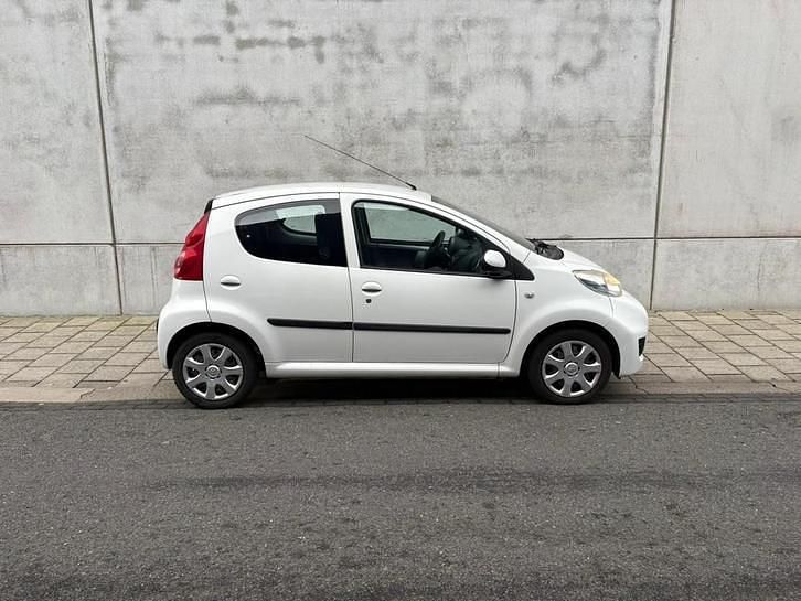 Occasion Peugeot 107 68 PK (50 kW) 2011 Wit Hatchback