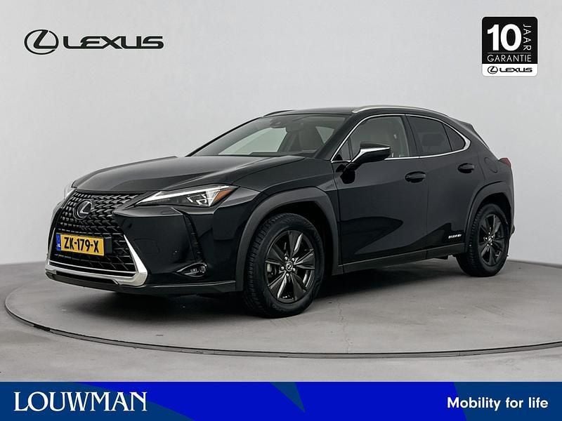 Zwart Gebruikt 2019 Lexus UX 250h SUV | € 27.950 (Eerlijke prijs) - Afbeelding 1/3