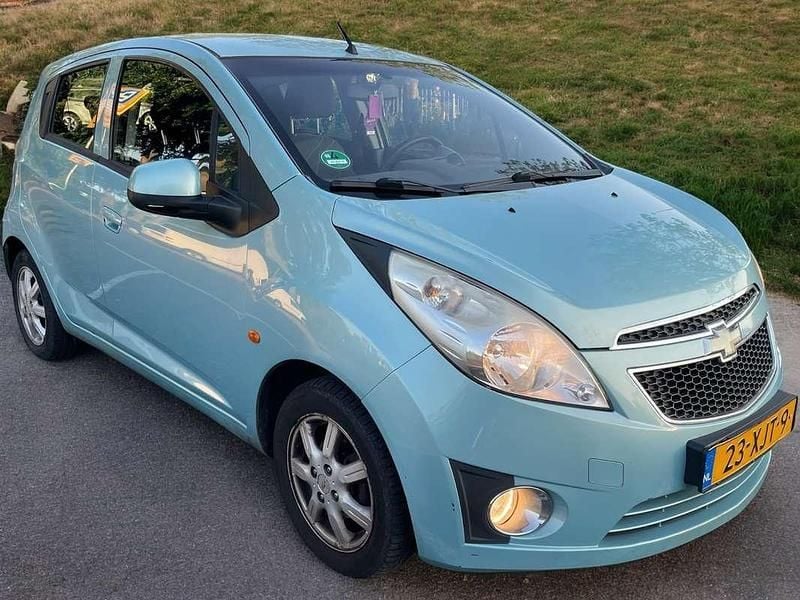 Groen Gebruikt 2012 Chevrolet Spark LS Hatchback | € 2.899 (Iets duurder) - Afbeelding 1/4