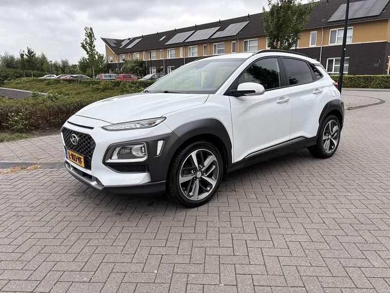 Wit Gebruikt 2017 Hyundai Kona Premium SUV | € 12.999 (Eerlijke prijs) - Afbeelding 1/4