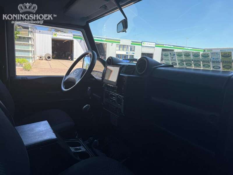 Occasion Land Rover Defender 123 PK (90 kW) 2007 Grijs, metallic lak SUV