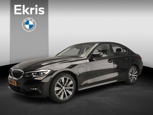 Zwart Gebruikt 2020 BMW 330 Executive Sedan | € 28.900 (Super prijs) - Afbeelding 1/4