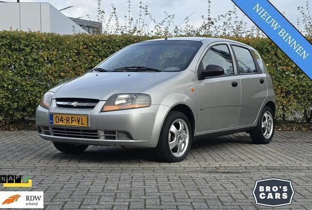 Grijs Gebruikt 2005 Chevrolet Kalos Hatchback | € 1.999 (Eerlijke prijs) - Afbeelding 1/4
