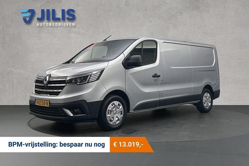 Grijs Gebruikt 2023 Renault Trafic Van | € 25.850 (Duur) - Afbeelding 1/3
