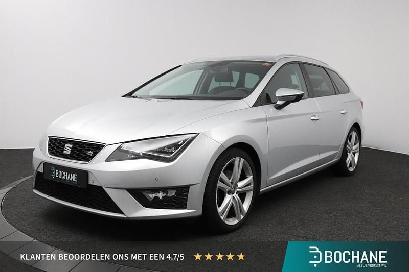 Grijs Gebruikt 2016 Seat Leon FR Stationwagen | € 14.695 (Eerlijke prijs) - Afbeelding 1/4