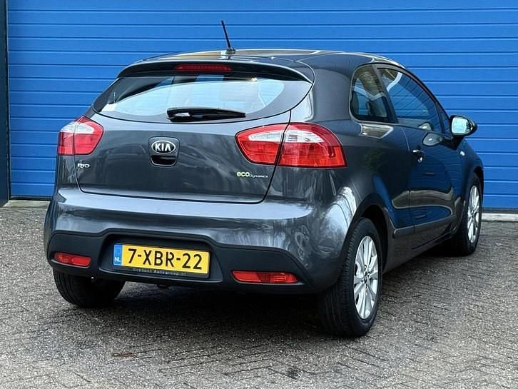 Occasion Kia Rio Comfort 86 PK (63 kW) 2014 Grijs Hatchback