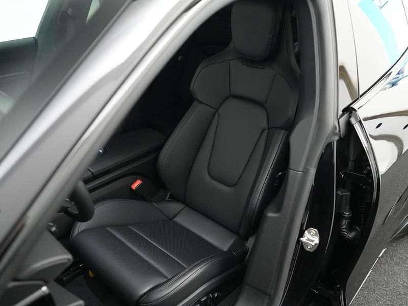 Occasion Porsche Taycan Cross Turismo 319 kW (435 PK) 2024 Zwart Sedan