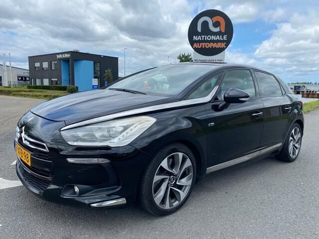 Zwart Gebruikt 2013 Citroën DS5 Sport Chic Hatchback | € 5.750 (Eerlijke prijs) - Afbeelding 1/4