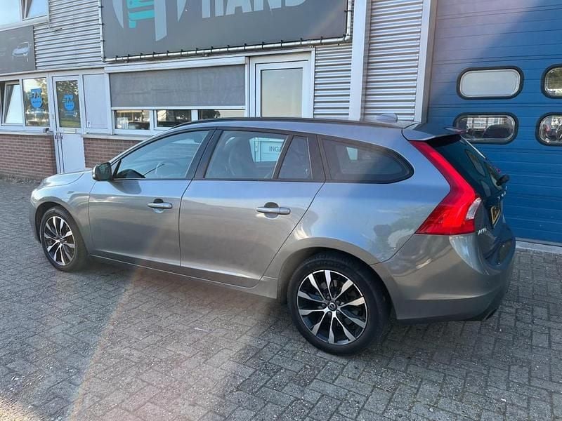 Occasion Volvo V60 Dynamic 152 PK (111 kW) 2017 Stationwagon Stationwagen