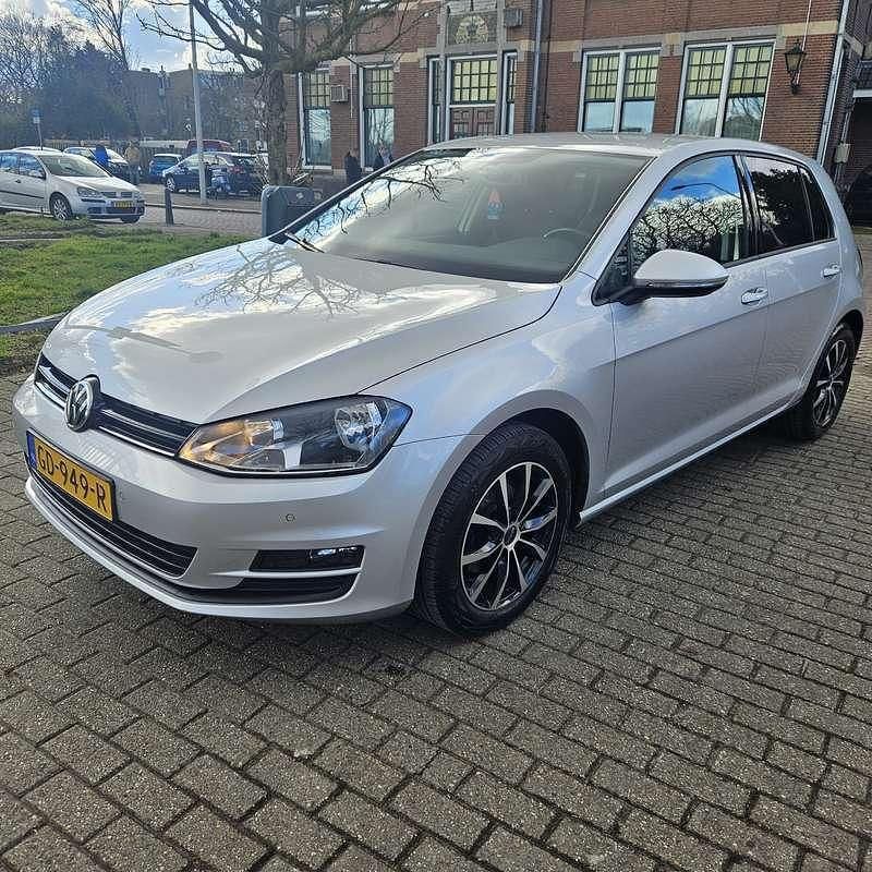 Grijs Gebruikt 2015 VW Golf VII Comfortline Stationwagen | € 10.850 (Goede deal) - Afbeelding 1/4