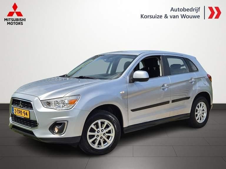 Cool silver m Gebruikt 2014 Mitsubishi ASX SUV | € 10.449 (Eerlijke prijs) - Afbeelding 1/4