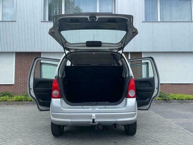 Occasion Opel Agila 75 PK (55 kW) 2004 Grijs Hatchback