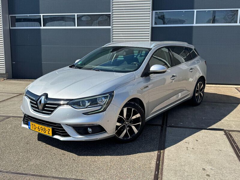 Grijs Gebruikt 2018 Renault Mégane GrandTour Bose Edition Stationwagen | € 11.495 (Eerlijke prijs) - Afbeelding 1/4