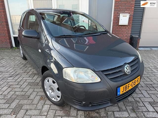Grijs Occasion 2009 VW Fox Hatchback | € 1.900 (Goede deal) - Afbeelding 1/4