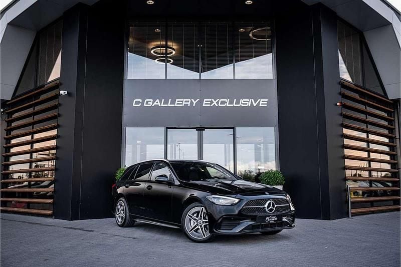 Zwart Gebruikt 2023 Mercedes C36 AMG AMG line Stationwagen | € 44.895 - Afbeelding 1/4