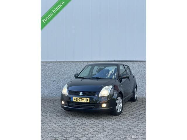 Zwart Gebruikt 2008 Suzuki Swift Comfort Hatchback | € 2.899 (Eerlijke prijs) - Afbeelding 1/4