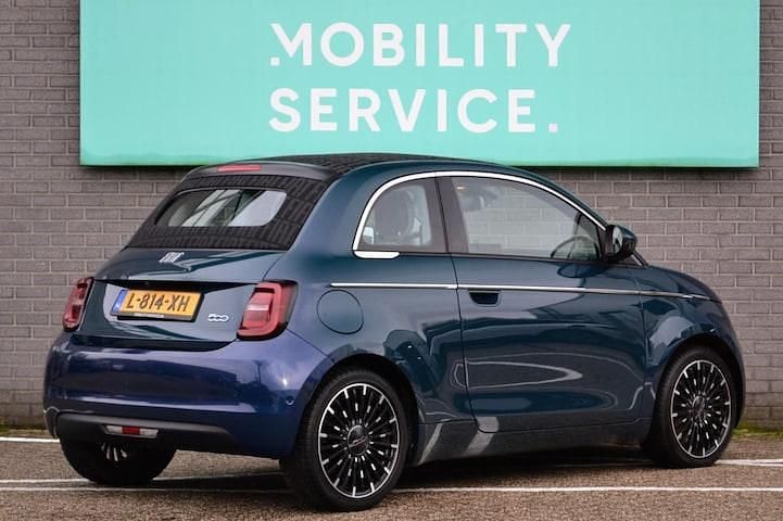 Occasion Fiat 500e La Prima 86 kW (118 PK) 2021 Groen (metallic) Cabriolet