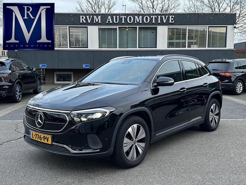 Zwart Occasion 2021 Mercedes EQA250 Business SUV | € 27.440 (Goede deal) - Afbeelding 1/4