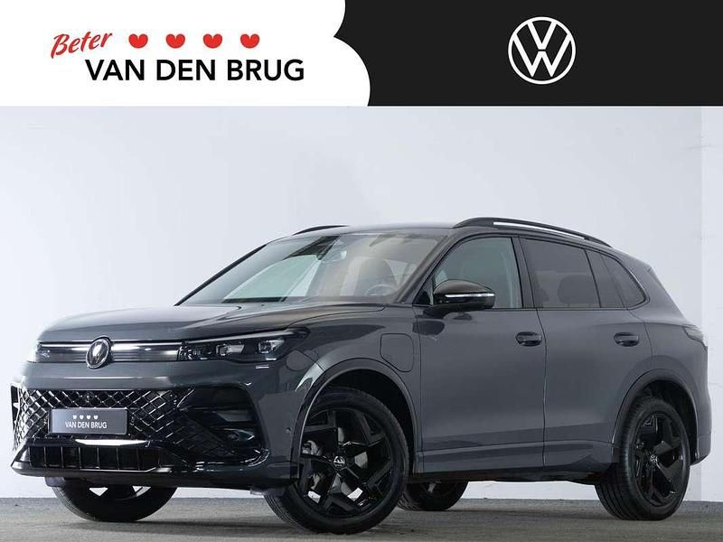 Grijs Gebruikt 2024 VW Tiguan Style SUV | € 51.900 (Super prijs) - Afbeelding 1/4