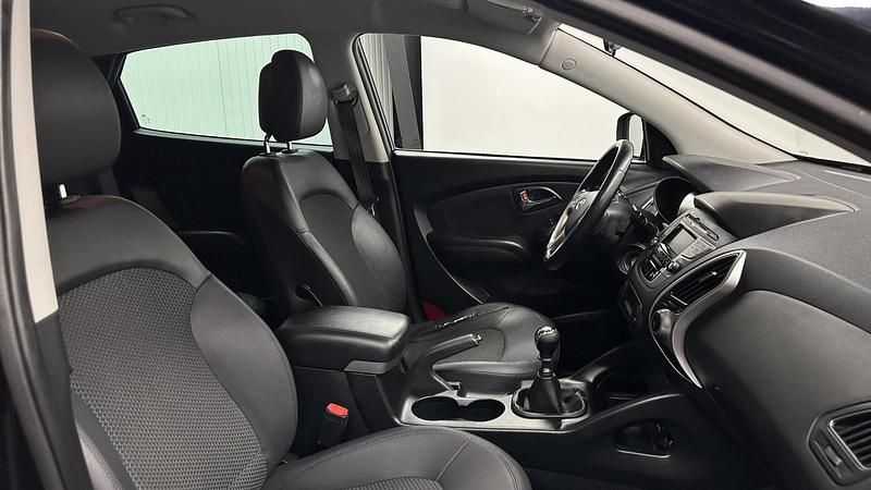 Occasion Hyundai ix35 Dynamiq 135 PK (99 kW) 2011 Zwart SUV