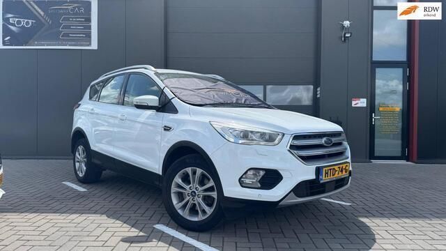 Wit Gebruikt 2018 Ford Kuga ST-Line SUV | € 18.799 (Eerlijke prijs) - Afbeelding 1/4