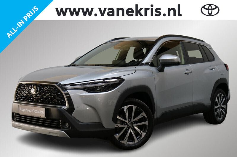 Zilver, metallic lak Gebruikt 2024 Toyota Corolla Cross Limited SUV | € 37.799 (Eerlijke prijs) - Afbeelding 1/4