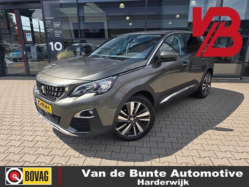 Grijs Gebruikt 2019 Peugeot 3008 Allure SUV | € 21.950 (Eerlijke prijs) - Afbeelding 1/4
