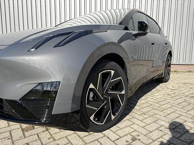 Nieuw Lynk & Co 02 200 kW (272 PK) 2026 Grijs SUV