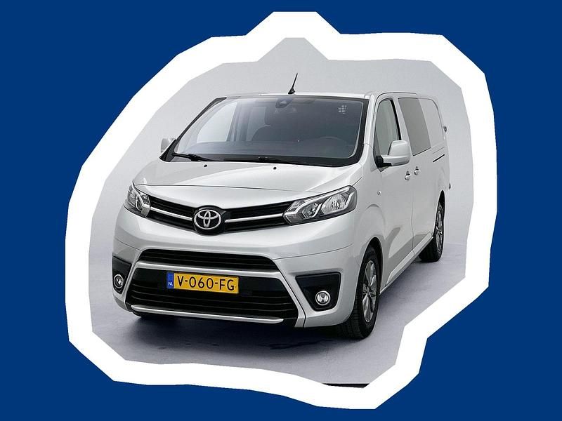Zilver Gebruikt 2017 Toyota Proace Van | € 15.945 - Afbeelding 1/4