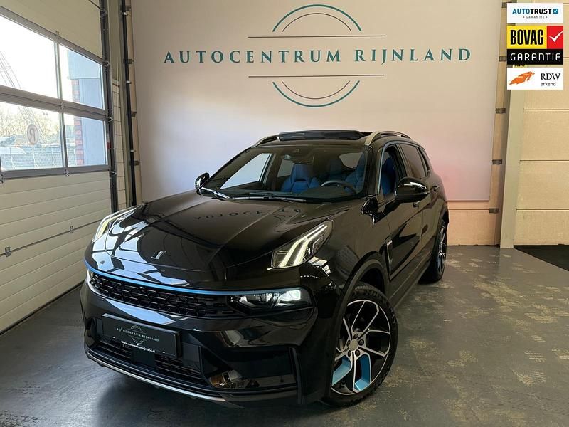 Zwart Occasion 2023 Lynk & Co 01 SUV | € 26.999 (Eerlijke prijs) - Afbeelding 1/4