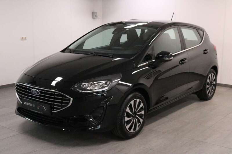 Zwart Gebruikt 2023 Ford Fiesta Titanium Hatchback | € 16.844 (Super prijs) - Afbeelding 1/4