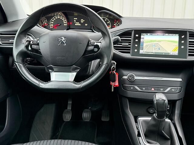 Occasion Peugeot 308 SW 110 PK (80 kW) 2017 Grijs (metallic) Stationwagen