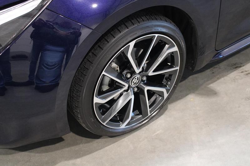 Occasion Toyota Corolla Hybrid Executive 98 PK (72 kW) 2024 Blauw Stationwagen