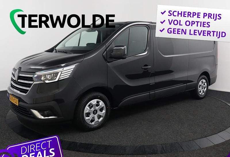 Zwart Gebruikt 2024 Renault Trafic Van | € 26.400 (Super prijs) - Afbeelding 1/4