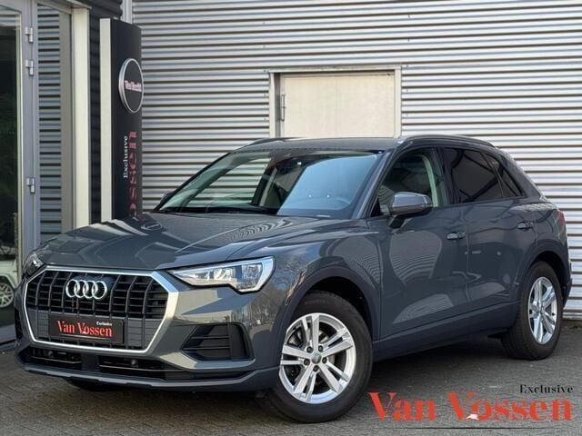 Grijs Gebruikt 2019 Audi Q3 S-Line SUV | € 24.950 (Eerlijke prijs) - Afbeelding 1/4