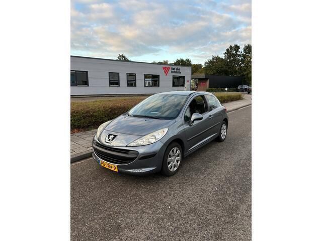 Grijs Gebruikt 2009 Peugeot 207 Hatchback | € 1.999 - Afbeelding 1/4