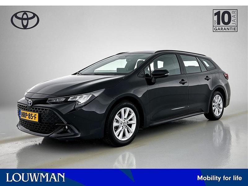 Zwart Occasion 2024 Toyota Corolla Active Stationwagen | € 27.400 (Eerlijke prijs) - Afbeelding 1/3