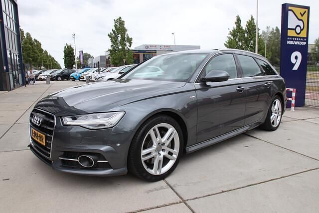 Grijs Gebruikt 2017 Audi A6 S-Line Stationwagen | € 28.949 (Eerlijke prijs) - Afbeelding 1/4
