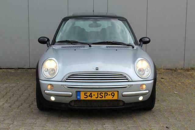 Occasion Mini Cooper Pepper 116 PK (85 kW) 2001 Grijs Hatchback