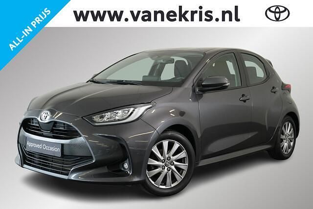 Grijs Occasion 2024 Toyota Yaris Limited Hatchback | € 22.899 (Eerlijke prijs) - Afbeelding 1/4