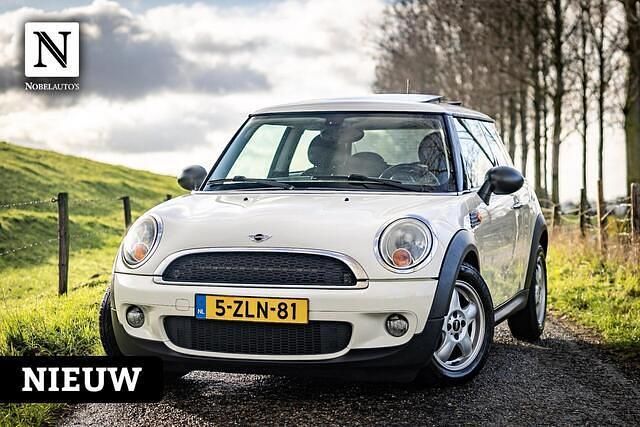 Wit Gebruikt 2010 Mini ONE Business Hatchback | € 3.390 (Goede deal) - Afbeelding 1/4