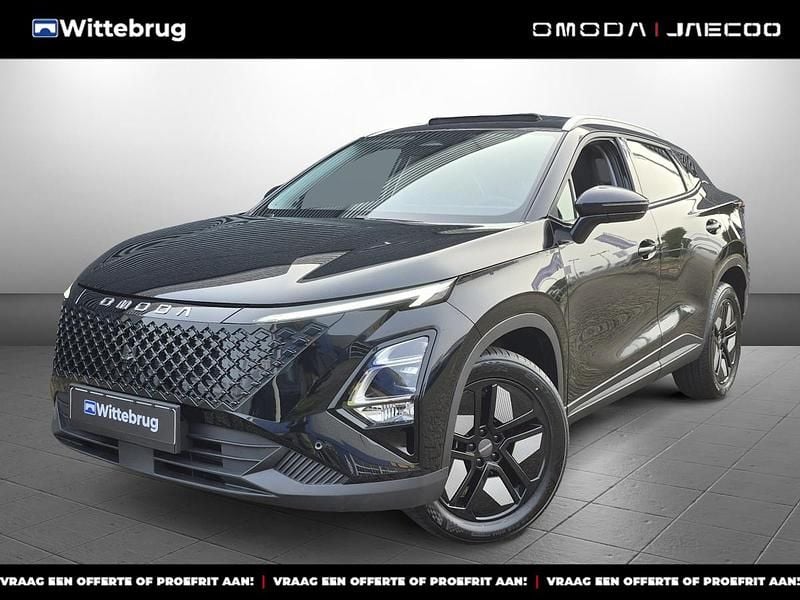 Zwart (metallic) Nieuw 2025 Omoda 5 SUV | € 32.695 - Afbeelding 1/3